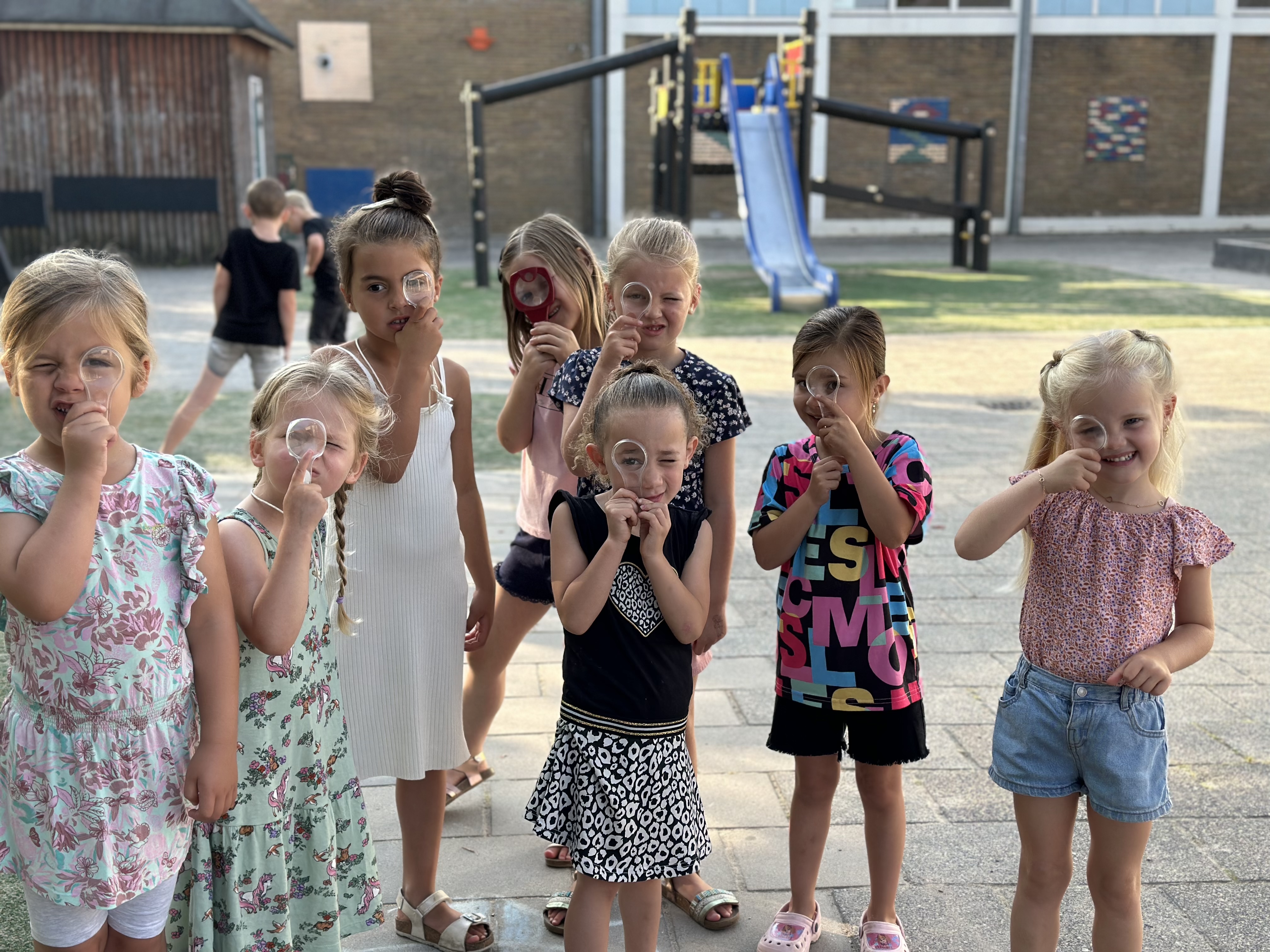 Jenna heeft een broertje 👶🏻 & op sporenonderzoek 🔍