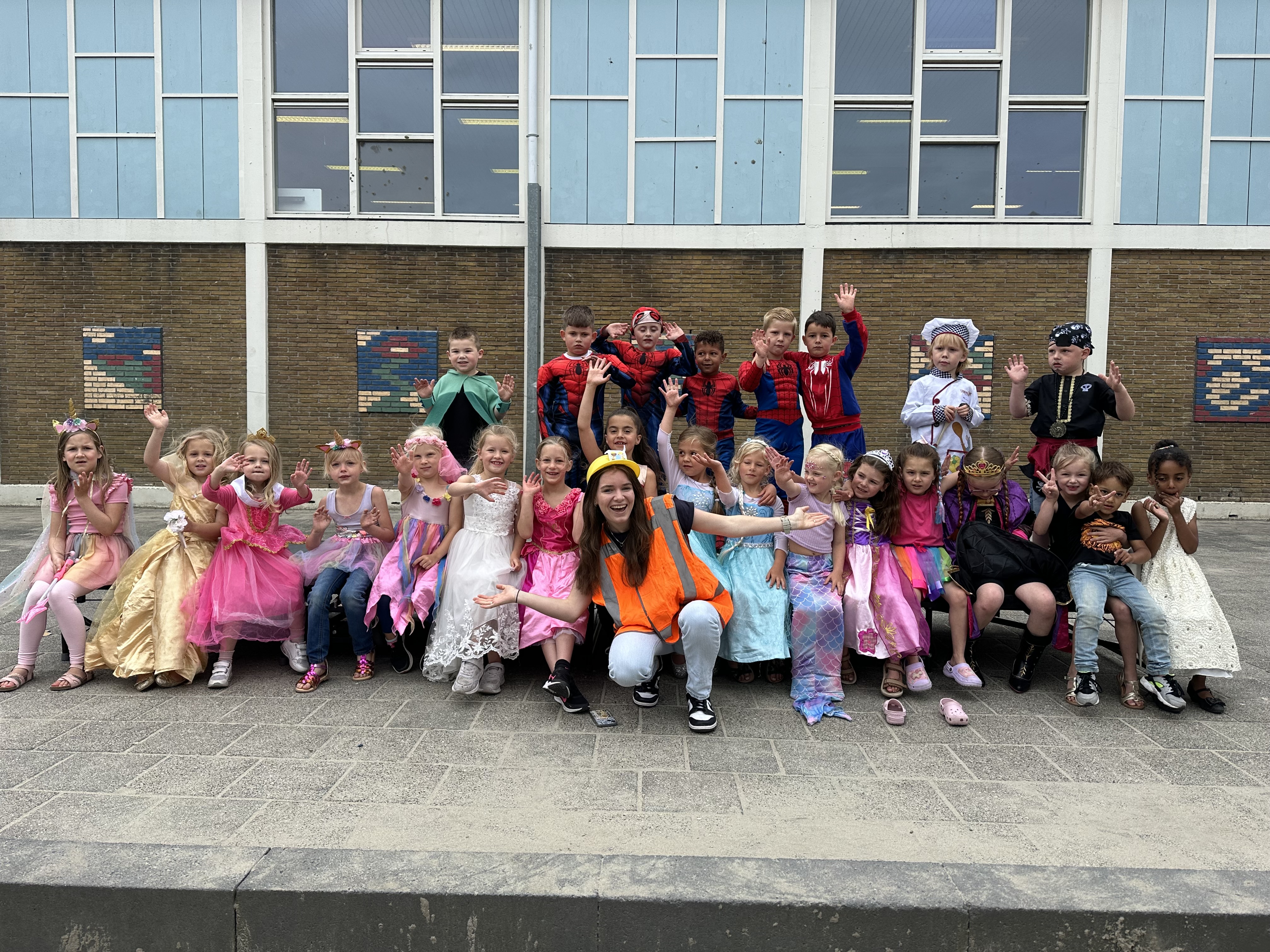 FEESTDAG 🎉🎉🎉